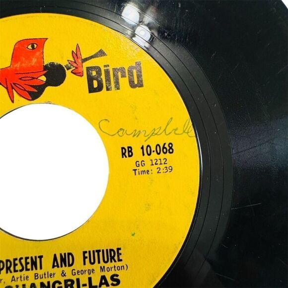 The Shangri-Las 7" 45 RPM Vinyl Single Past, Present and Future RB 10-068 - Picture 4 of 10